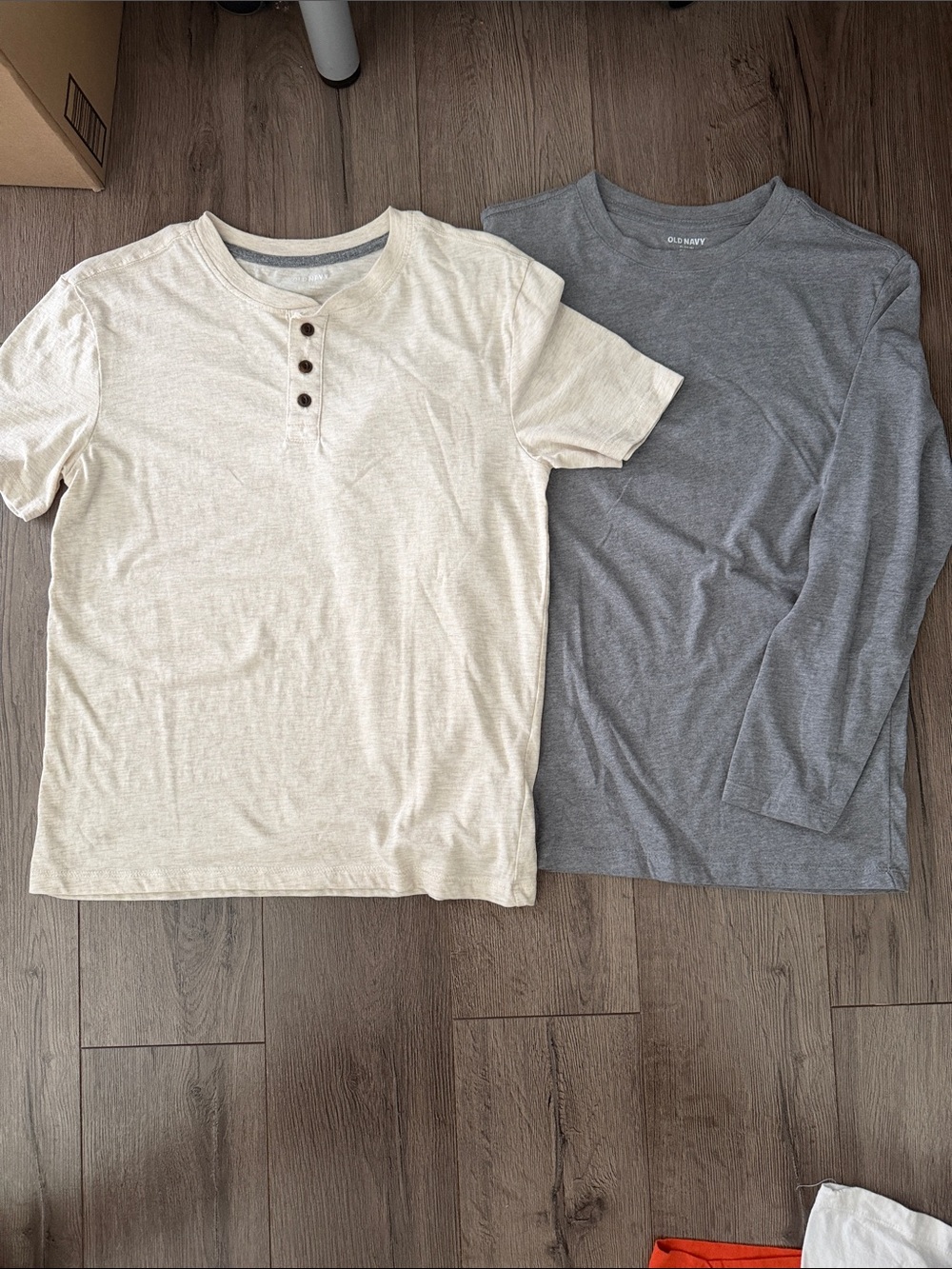 Boys Old Navy Cream shirt and Gray Long-Sleeve. Size XL (14/16)
